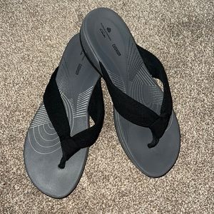 Euc cloudsteppers by Clark’s cushion soft